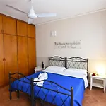 Appartement Cosi - *