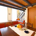 Cosi - Apartamento Nápoles