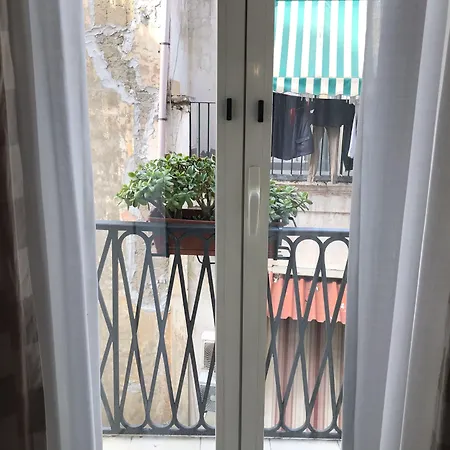 Διαμέρισμα Cosi - *